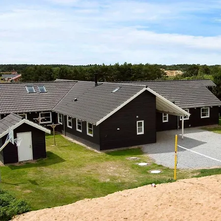 Feriehus Spacious Holiday In With Pool