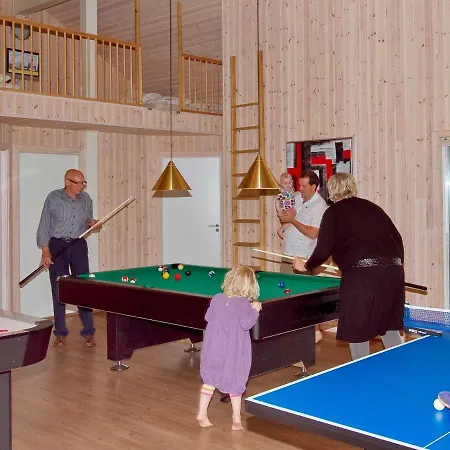 Spacious Holiday In With Pool Holiday home *